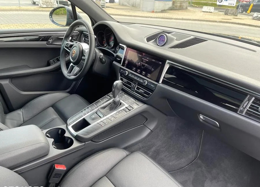 Porsche Macan cena 259800 przebieg: 8940, rok produkcji 2021 z Gliwice małe 667